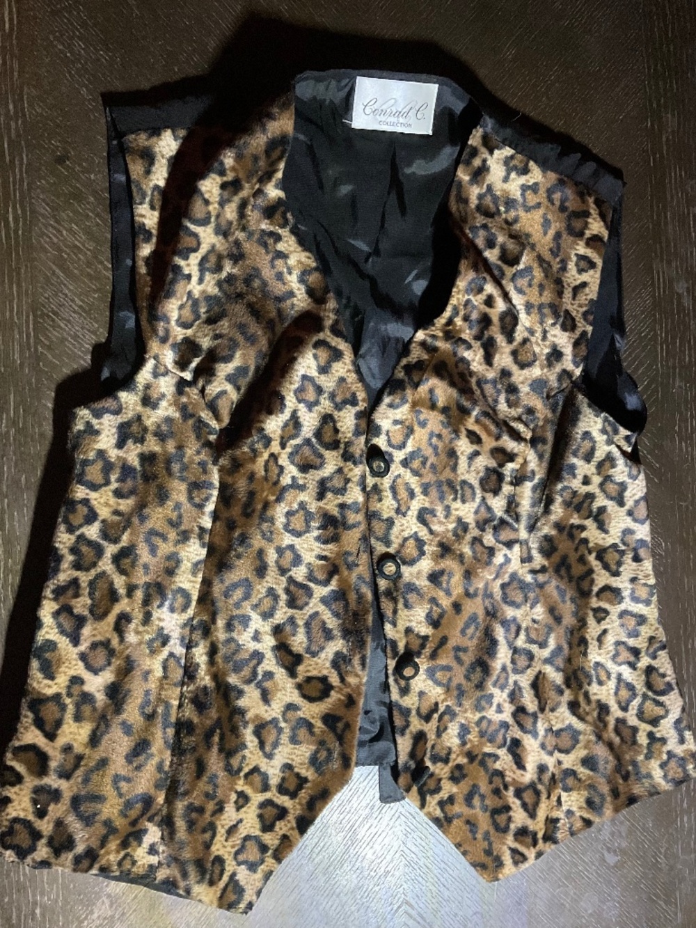 LEOPARD PRINTED VEST  SIZE SHOWN IN PICS